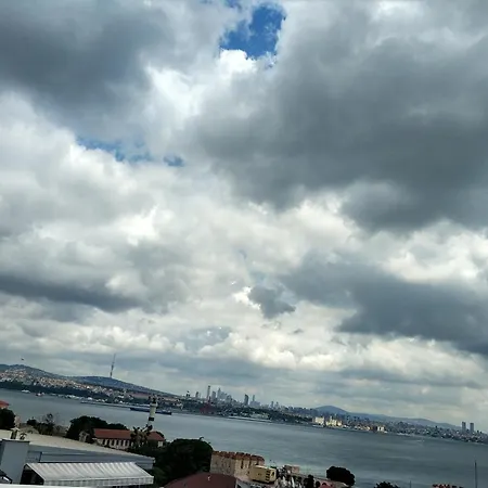 Gul Sultan Guest house 4*